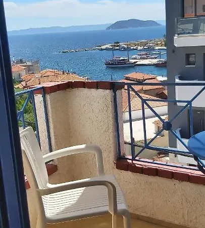 Egeon * Néosz Marmarász