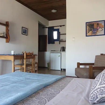 Egeon Studios Neos Marmaras